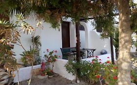Mar-Nik Village